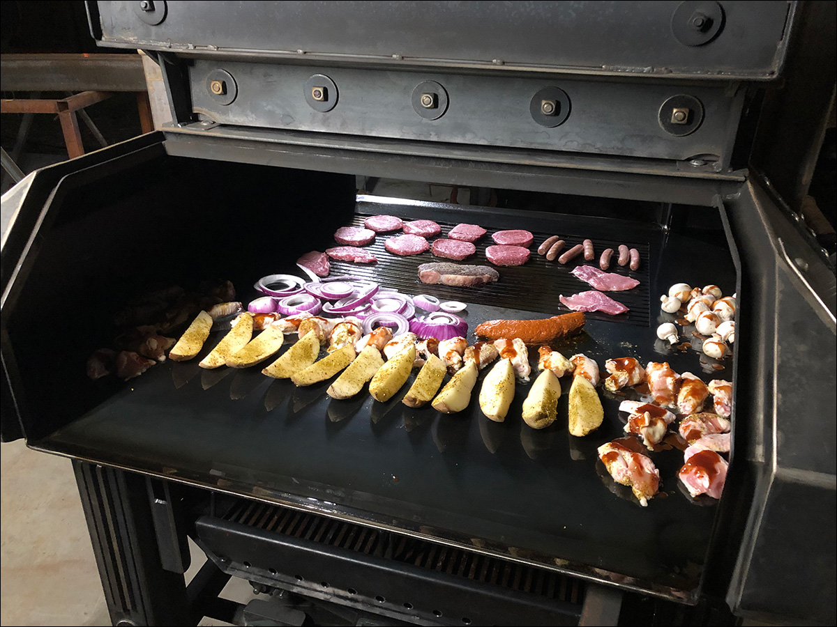 Variety Foods on the Andrew Parent Peacemaker Grill Double Lid Top 4x4